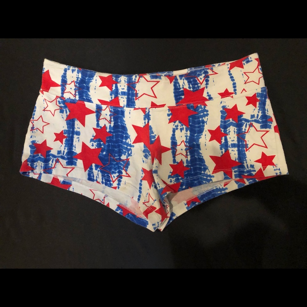 Size M Lounge Bundle - Picture 5 of 8